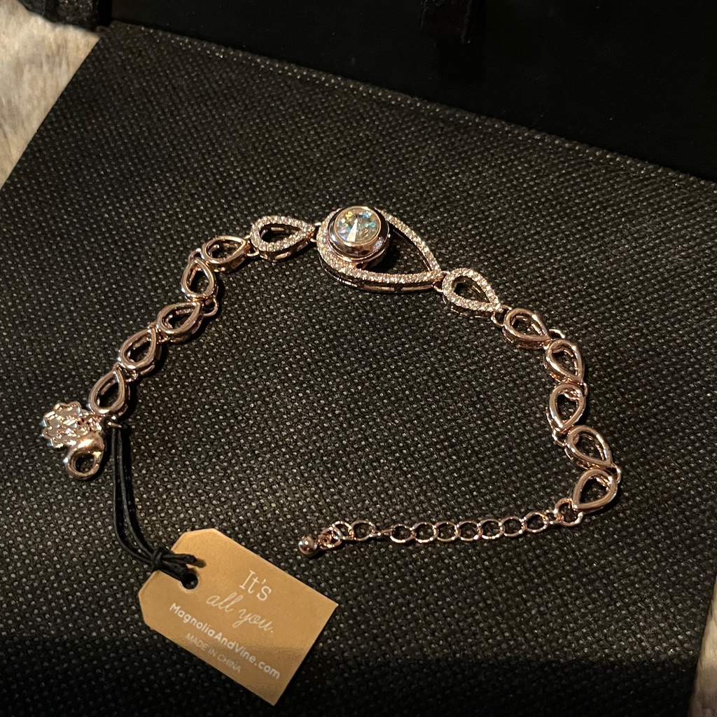 Elegant Rose Gold Bracelet With Teardrop Design